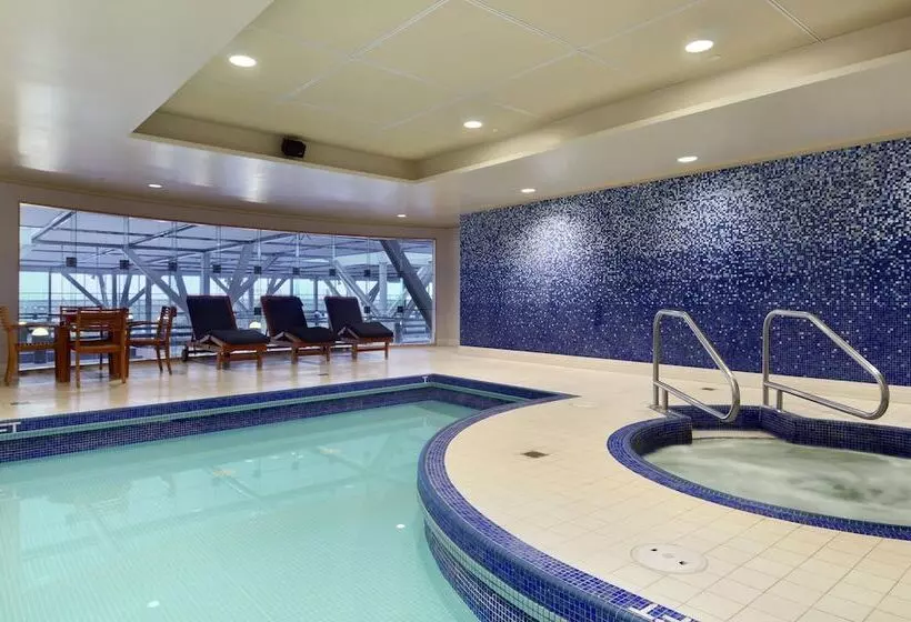 ホテル Fairmont Vancouver Airport   Gold Experience
