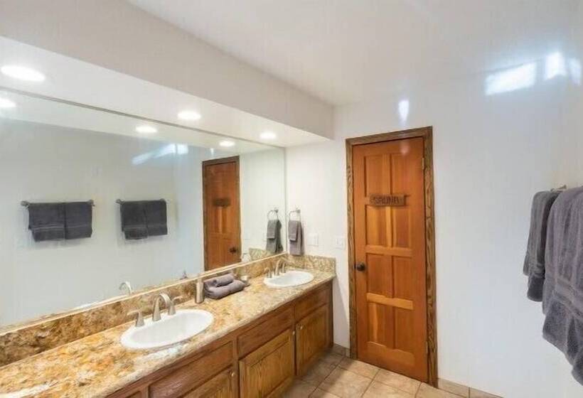 Scenic Wonders Four Seasons 3 Bedrooms