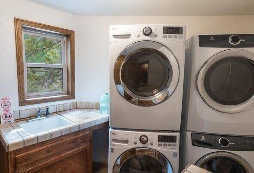 Scenic Wonders Four Seasons 3 Bedrooms