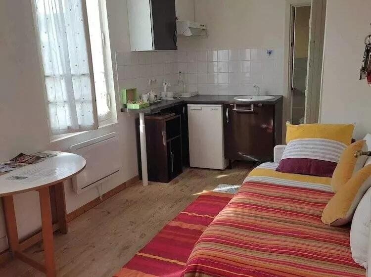 B&b Le Miroir Aux Fées Bordeaux