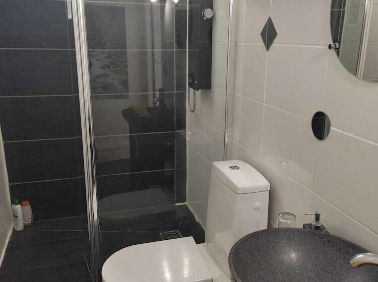 B&b Le Miroir Aux Fées Bordeaux