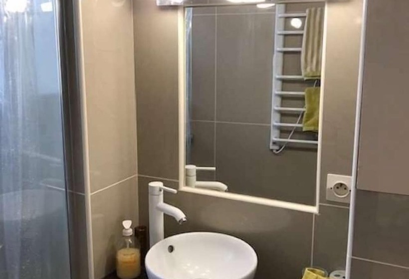 B&b Le Miroir Aux Fées Bordeaux