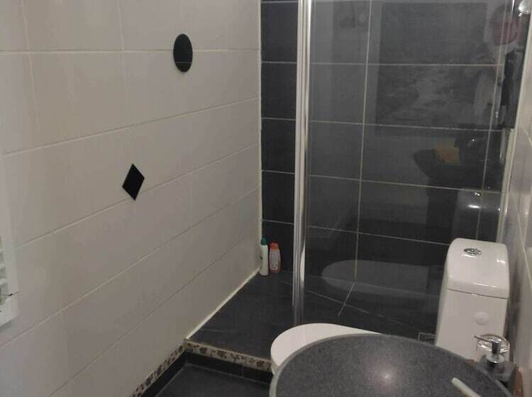 B&b Le Miroir Aux Fées Bordeaux