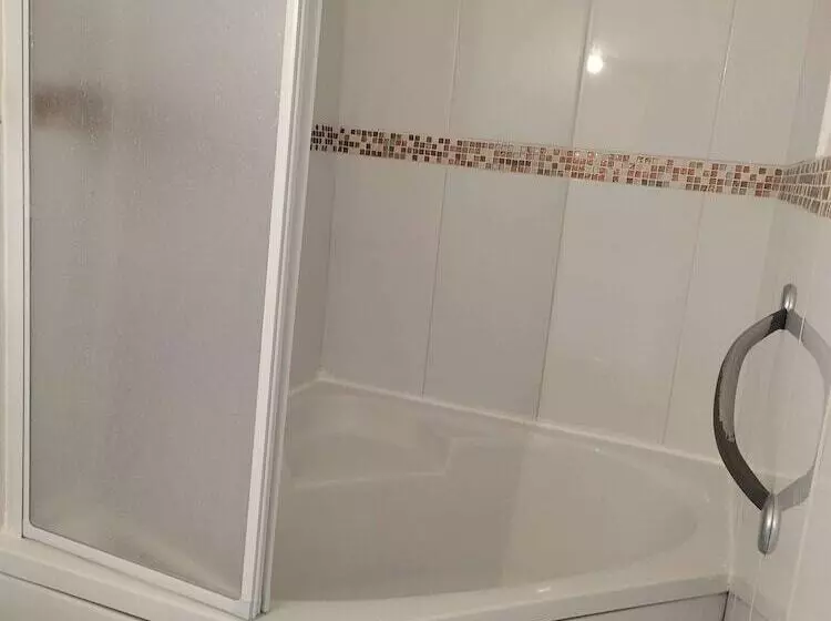 B&b Le Miroir Aux Fées Bordeaux