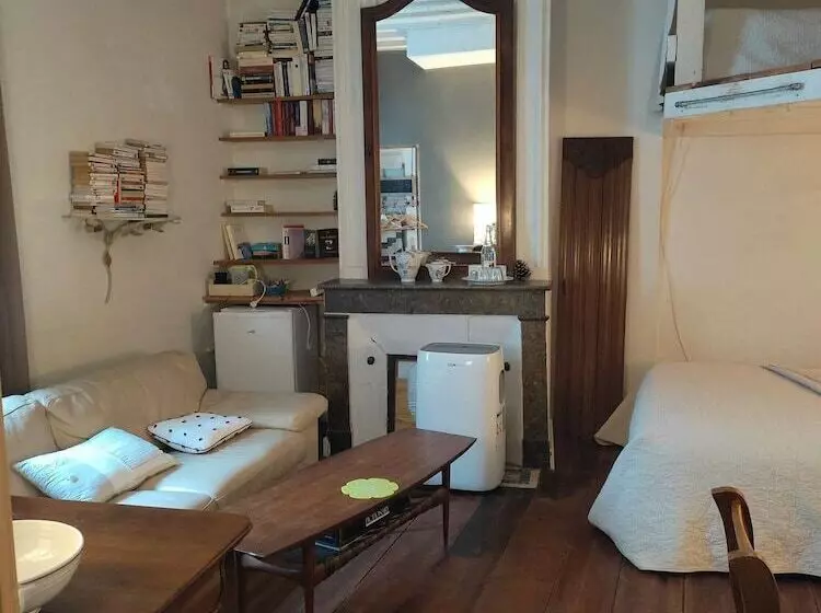 B&b Le Miroir Aux Fées Bordeaux