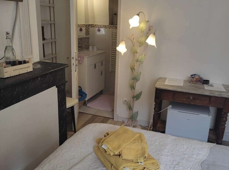 B&b Le Miroir Aux Fées Bordeaux