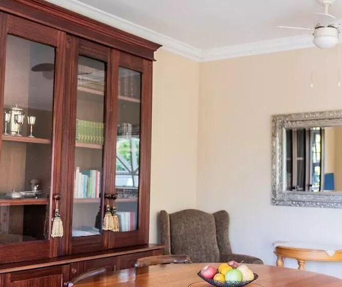 Aamiaismajoitus (B&B) Arum Guest House