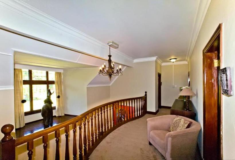 مبيت وإفطار Eagle Wind Manor