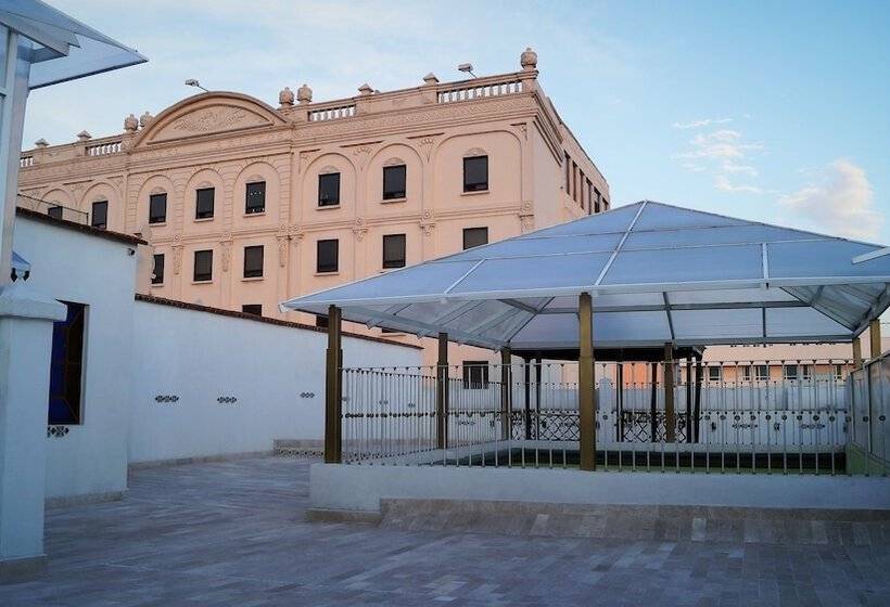 هتل Azcami Boutique