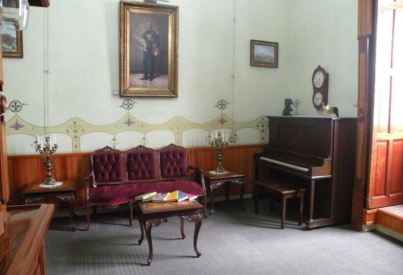 هتل Azcami Boutique