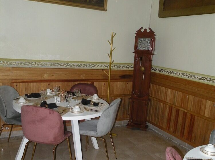 هتل Azcami Boutique