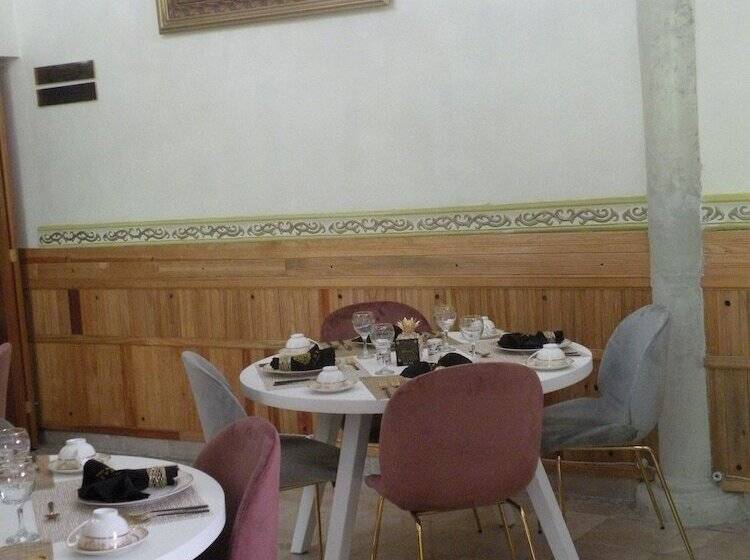 هتل Azcami Boutique