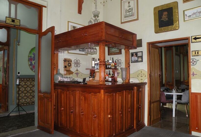 هتل Azcami Boutique