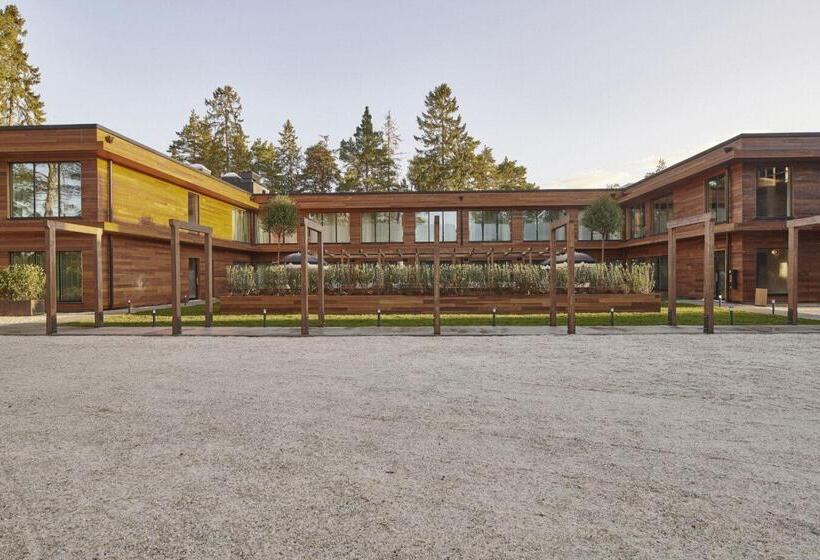 هتل Ellery Beach House