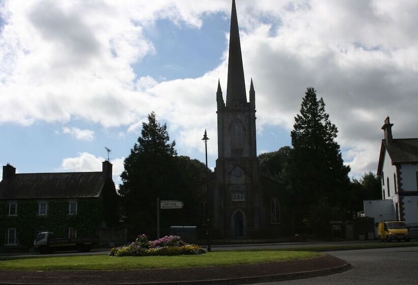 فندق Castlepollard