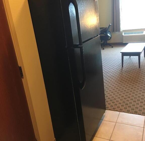 Отель Cobblestone Inn & Suites  Steele