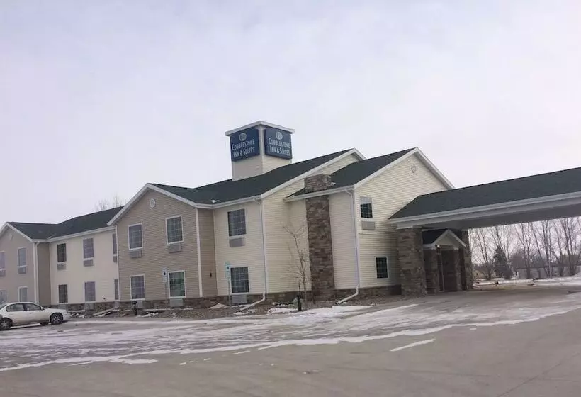 Отель Cobblestone Inn & Suites Steele