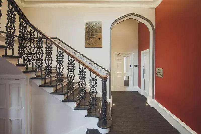 هتل Court Residence Apart