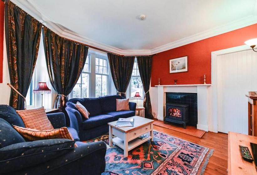 Hotel East Haugh House