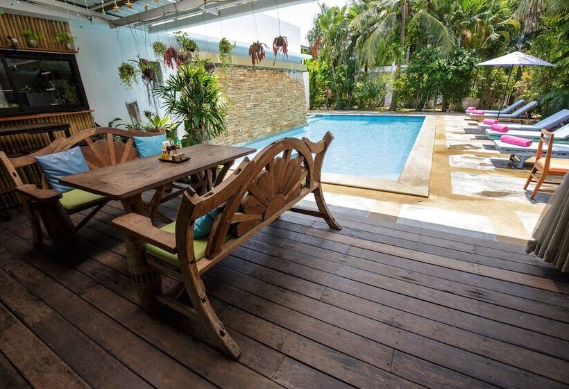 هتل Elysia Boutique Resort