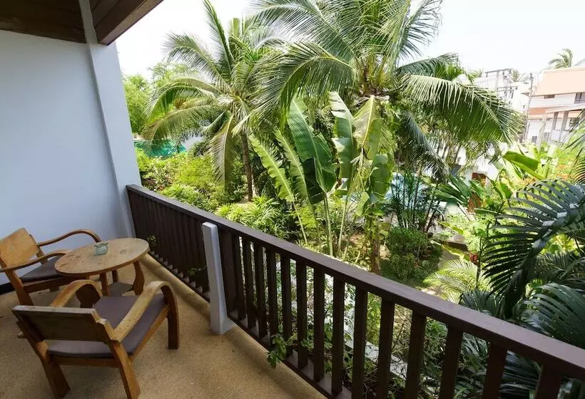 בית מלון כפרי Elysia Boutique Resort