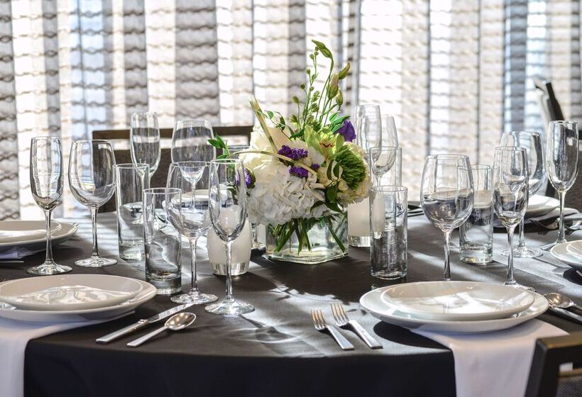 בית מלון כפרי Hampton Inn & Suites Worcester