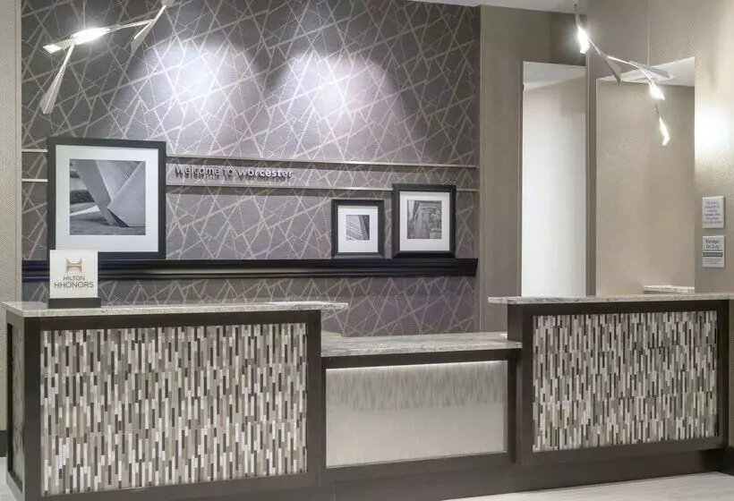 ホテル Hampton Inn & Suites Worcester
