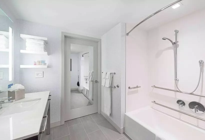 ホテル Hampton Inn & Suites Worcester