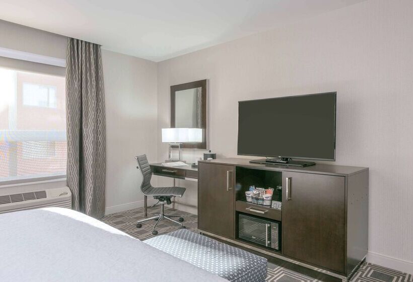 בית מלון כפרי Hampton Inn & Suites Worcester