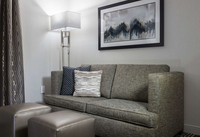 בית מלון כפרי Hampton Inn & Suites Worcester