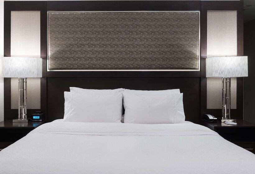 בית מלון כפרי Hampton Inn & Suites Worcester