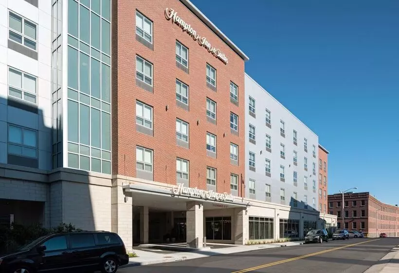 ホテル Hampton Inn & Suites Worcester