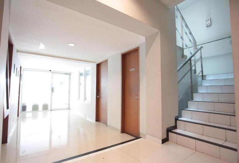 Hotel Legreen Suite Tebet