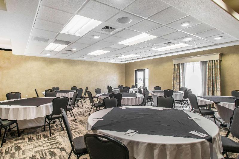 בית מלון כפרי The Heritage Inn & Suites, Ascend  Collection