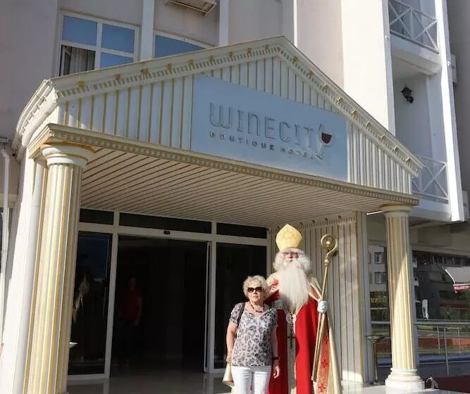 هتل Winecity