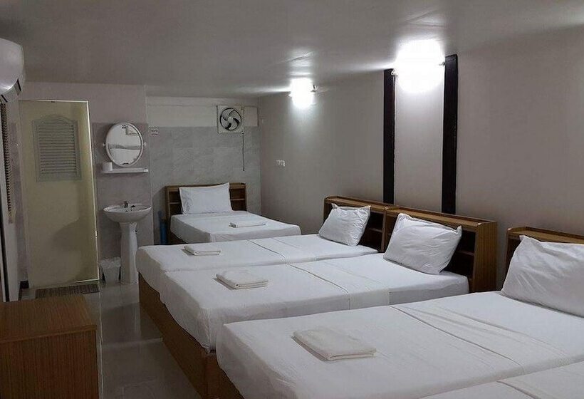 Panzió B Place Guesthouse