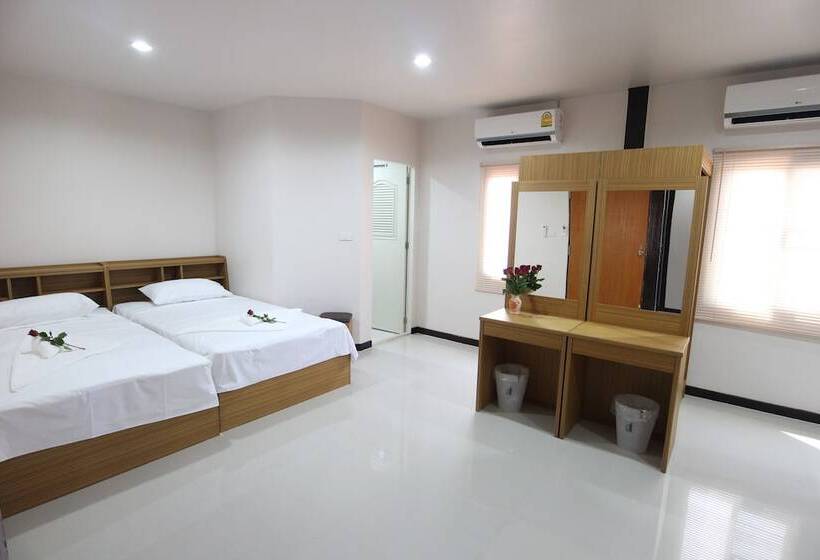 Panzió B Place Guesthouse