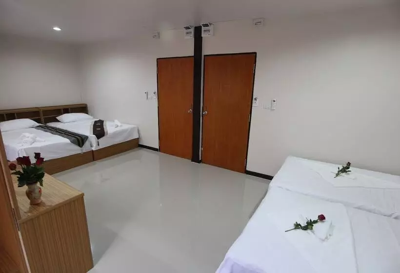 פנסיון B Place Guesthouse