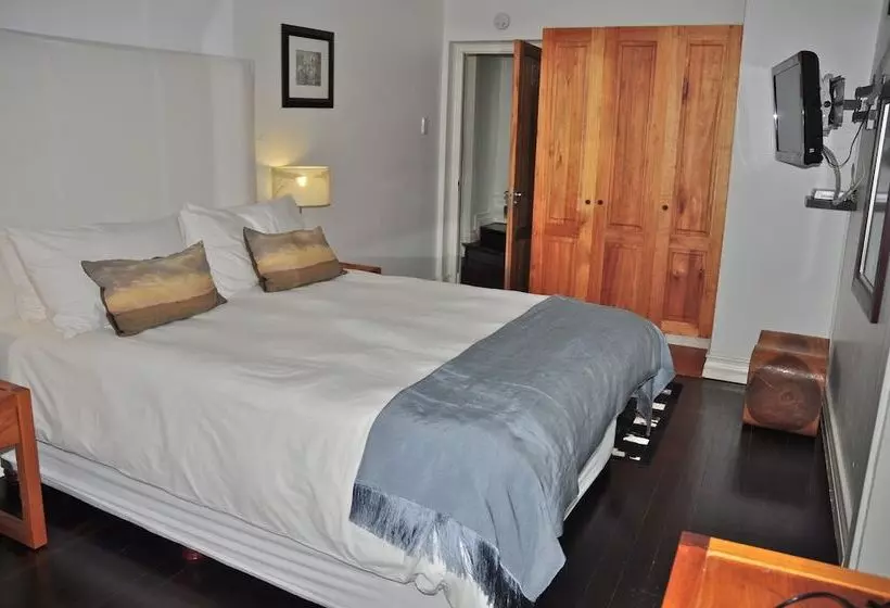 ペンション The Grange Guest House