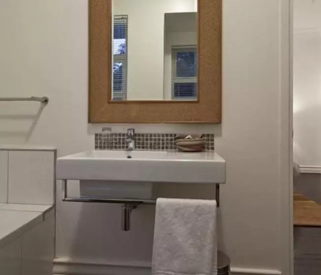 ペンション The Grange Guest House