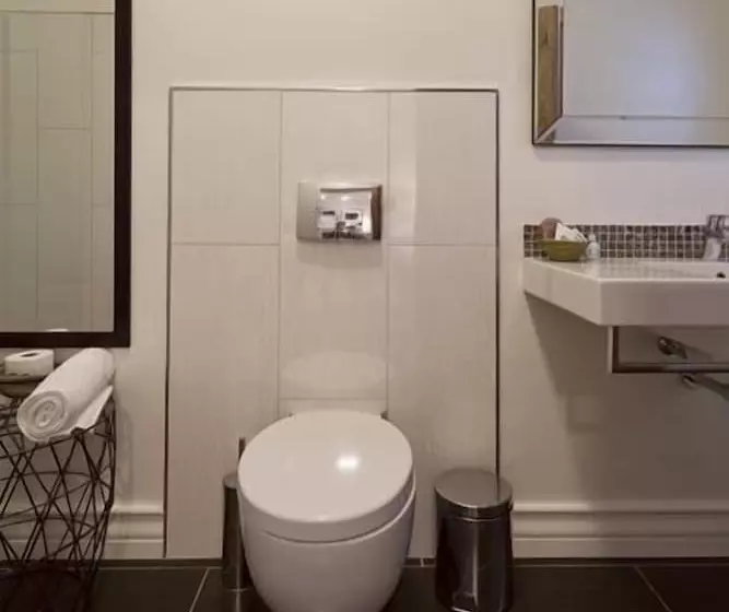 ペンション The Grange Guest House