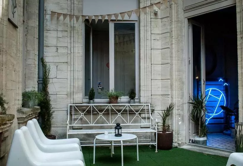 Szálló Ho36 Avignon