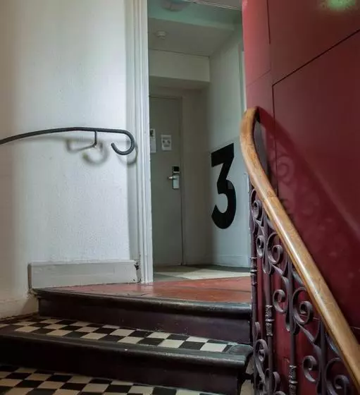 Szálló Ho36 Avignon