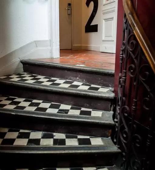 Szálló Ho36 Avignon