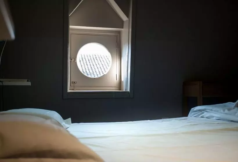 Szálló Ho36 Avignon