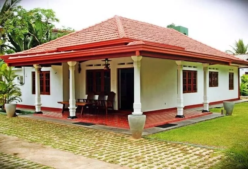 Villa Thotiya