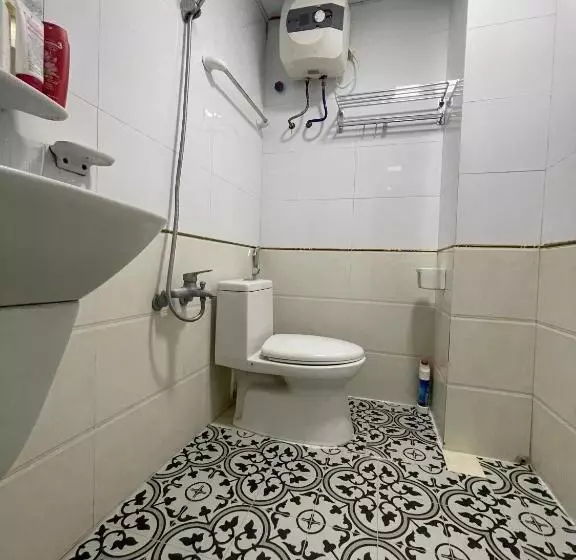 Hai Binh Hotel Cat Ba
