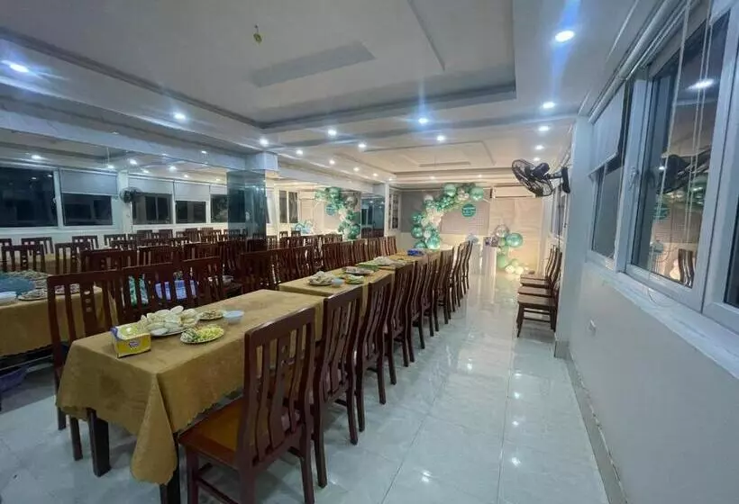 Hai Binh Hotel Cat Ba