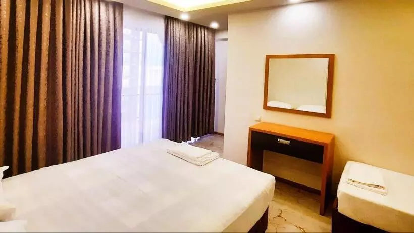 Selazir Apart Hotel Batumi