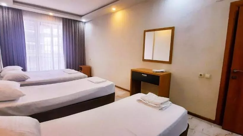 Selazir Apart Hotel Batumi